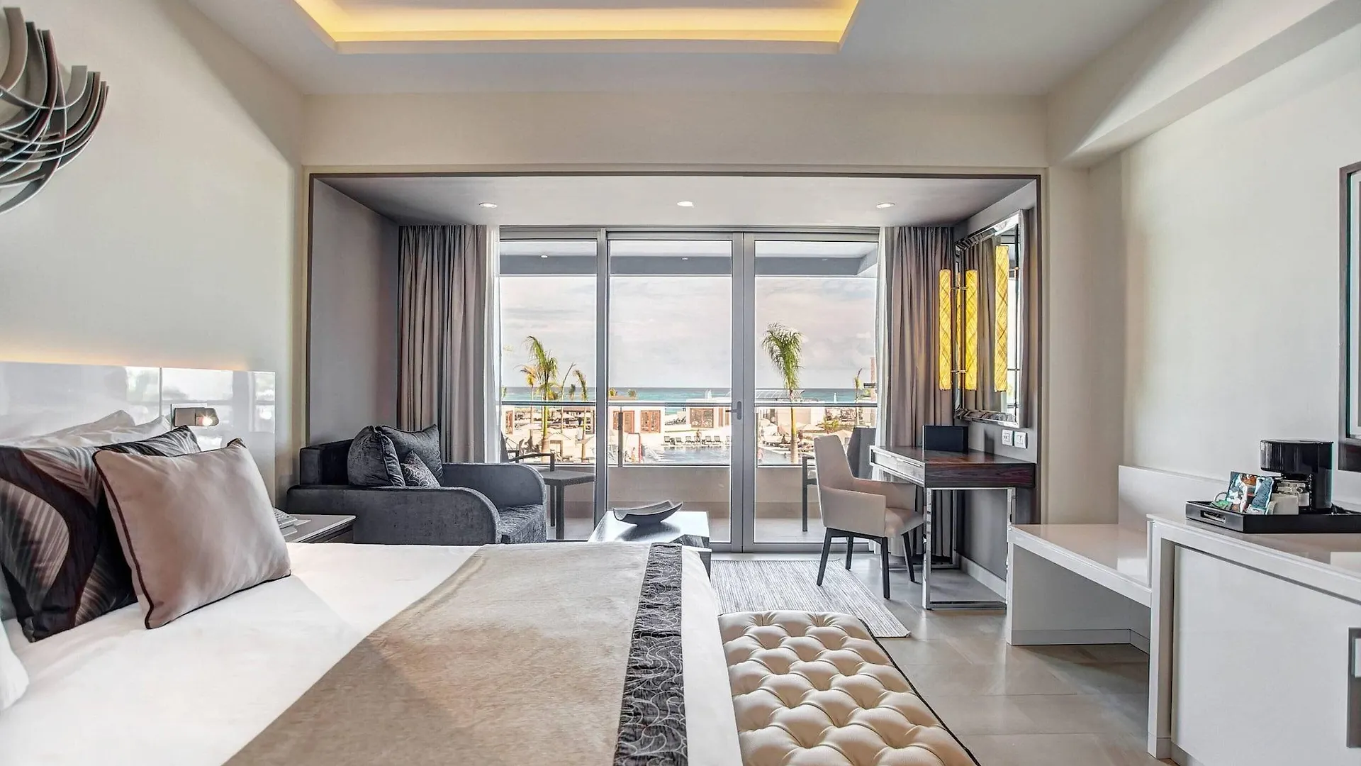 Royalton Blue Waters Montego Bay, An Autograph Collection All-Inclusive Resort Falmouth
